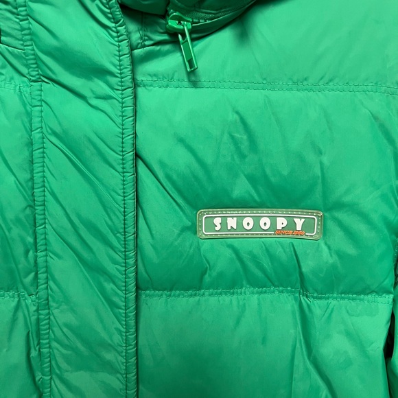RARE Snoopy Puffer - Picture 2 of 6